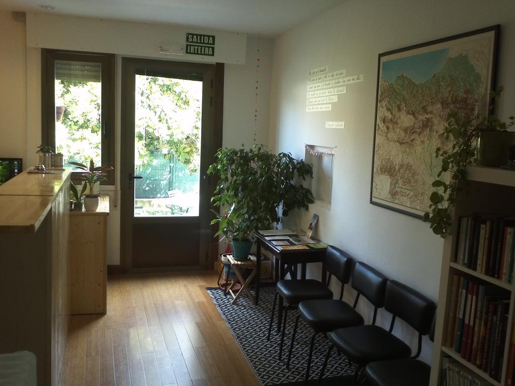 Xarma Hostel Pamplona Ngoại thất bức ảnh